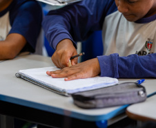 Enem 2026: alunos devem optar por inglês ou espanhol até domingo