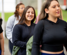 Dia do professor: evento para incentivo à docência reúne 800 estudantes em Curitiba e Maringá