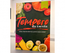 No Dia da Merendeira, Paraná valoriza trabalho de 7,9 mil profissionais da alimentação escolar