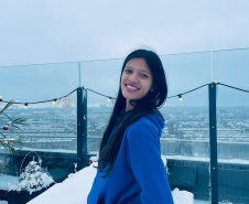Estudante da rede estadual lança livro sobre intercâmbio na Irlanda e inspira no Dia Nacional do Livro