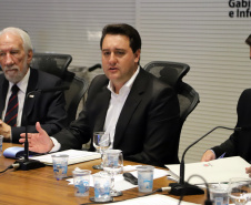 Governador Carlos Massa Ratinho Junior durante a primeira reunião de trabalho com a equipe de secretários de Estado.  -  Curitiba, 02/01/2019  -  Foto: José Fernando Ogura/ANPr