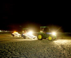 Limpeza das praias, saúde e segurança são destaques na temporada. Mais de 174 toneladas de lixo foram recolhidas nas praias do Paraná pela Sanepar, houve cerca de 700 atendimentos médicos feitos pela equipe da Secretaria da Saúde.  Operação Verão, 2018/2019  -  Foto: Jaelson Lucas/ANPr