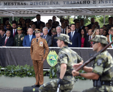 Governador Carlos Massa Ratinho Júnior participa da cerimônia de troca de comando da Polícia Militar do Paraná. O novo camandante-geral é o coronel Péricles de Matos. Ele substitui no cargo a coronel Audilene Dias Rocha.  -  Curitiba, 08/01/2019  -  Foto: José Fernando Ogura/ANPr