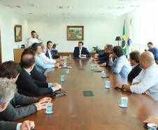 Governador Carlos Massa Ratinho Júnior durante reunião com representantes do setor produtivo de Londrina e região, no Palácio Iguaçu. -  Curitiba, 08/01/2019  -  Foto: Rodrigo Félix Leal