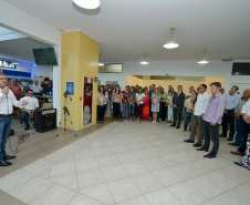 O presidente da Companhia de Habitação do Paraná (Cohapar), Jorge Lange, realizou a primeira reunião trabalho com os funcionários da empresa nesta segunda-feira (14). A assinatura do termo de posse aconteceu na última sexta-feira (11), após a indicação do governador Carlos Massa Ratinho Junior ter sido aprovada pelo Conselho de Administração da companhia.  Curitiba, 14/01/2019  -  Foto: Cohapar