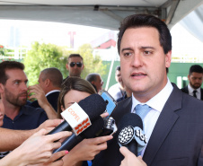 Governador Carlos Massa Ratinho Junior participa da solenidade de posse do presidente da Copel, Daniel Pimentel Slaviero.  -  Curitiba, 16/01/2019  -  Foto: Rodrigo Félix Leal