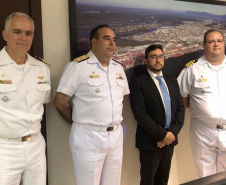 A Administração dos Portos de Paranaguá e Antonina (Appa) vai trabalhar em parceria com a Marinha do Brasil para garantir mais segurança na navegação e no tráfego dos navios em todo o Litoral do Estado