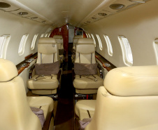O governador Carlos Massa Ratinho Junior entregou nesta quinta-feira (17) a aeronave que ficava à disposição do poder executivo e ficava baseada em um hangar no Aeroporto do Bacacheri. O término do uso do avião vai gerar uma economia de R$ 4,5 milhões por ano aos cofres públicos.  -  Curitiba, 17/01/2019  -  Foto: Jaelson Lucas/ANPr