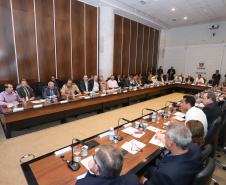 O governador Carlos Massa Ratinho Junior determinou a contratação de uma auditoria externa para avaliar as folhas de pagamento dos servidores ativos do Poder Executivo e inativos da Paranaprevidência (todos os Poderes).  -  Curitiba, 22/01/2019  -  Foto: Rodrigo Félix Leal