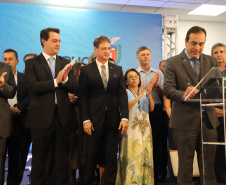 O governador Carlos Massa Ratinho Junior afirmou nesta quarta-feira (23), na solenidade de comemoração pelos 56 anos da Sanepar e de posse da nova diretoria, que a missão da empresa é avançar em oferta de água e sistema de esgoto, chegando a localidades que ainda não contam com estes serviços.Foto: José Fernando Ogura/ANPr