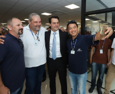 O governador Carlos Massa Ratinho Junior afirmou nesta quarta-feira (23), na solenidade de comemoração pelos 56 anos da Sanepar e de posse da nova diretoria, que a missão da empresa é avançar em oferta de água e sistema de esgoto, chegando a localidades que ainda não contam com estes serviços.Foto: Rodrigo Felix Leal/ANPr