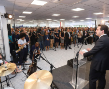 O governador Carlos Massa Ratinho Junior afirmou nesta quarta-feira (23), na solenidade de comemoração pelos 56 anos da Sanepar e de posse da nova diretoria, que a missão da empresa é avançar em oferta de água e sistema de esgoto, chegando a localidades que ainda não contam com estes serviços.Foto: Rodrigo Felix Leal/ANPr