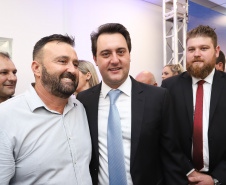 O governador Carlos Massa Ratinho Junior afirmou nesta quarta-feira (23), na solenidade de comemoração pelos 56 anos da Sanepar e de posse da nova diretoria, que a missão da empresa é avançar em oferta de água e sistema de esgoto, chegando a localidades que ainda não contam com estes serviços.Foto: Rodrigo Felix Leal/ANPr