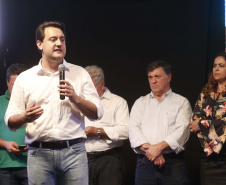 O governador Carlos Massa Ratinho Junior, participa do lançamento da 45ª Exposição Agropecuária, Industrial e Comercial de Umuarama. Presentes no evento: prefeito de Umuarama, Celso Luiz Pozzobom; presidente da Sociedade Rural, Milton Gaiari; secretário do Meio Ambiente, Márcio Nunes; secretário da Infraestrutura e Logística, Sandro Alex, deputados e demais autoridades  -  Umuarama, 05/02/2019  -  Foto: Arnaldo Alves/ANPr