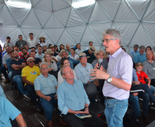 O secretário estadual da Agricultura e Abastecimento, Norberto Ortigara, reuniu-se terça-feira (05) com representantes dos municípios do Oeste do Paraná, no Show Rural, em Cascavel, para debater a sanidade animal da região.  -  Cascavel, 06/02/2019  -  Foto: Divulgação SEAB