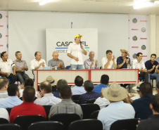 O governador Carlos Massa Ratinho Junior afirmou nesta quinta-feira (07), em Cascavel, que vai editar um decreto regulamentando a aplicação da lei que estabelece a perenidade da Tarifa Rural Noturna de energia. - Cascavel, 07/02/2019 - Foto: Rodrigo Félix Leal
