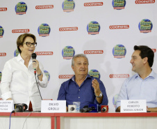 O governador Carlos Massa Ratinho Junior recebe a ministra da Agricultura, Pecuária e Abastecimento, Tereza Cristina, no Show Rural Coopavel.  -  Cascavel, 08/02/2019  -  Foto: Arnaldo Alves/ANPr
