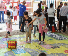 Feira Paraná Cidadão leva serviços gratuitos à população de Campo Magro na região metropolitana de Curitiba. O mutirão oferta  gratuitamente para a população em geral, serviços como a emissão de carteira de identidade, CPF e carteira de trabalho, além da intermediação para vagas de emprego. Também ações em áreas como cidadania, direitos humanos, segurança, educação, saúde, habitação, social, de cultura, esporte e lazer. - Campo Magro, 07/02/2019 -Foto: Geraldo Bubniak/ANPr