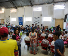 Feira Paraná Cidadão leva serviços gratuitos à população de Campo Magro na região metropolitana de Curitiba. O mutirão oferta  gratuitamente para a população em geral, serviços como a emissão de carteira de identidade, CPF e carteira de trabalho, além da intermediação para vagas de emprego. Também ações em áreas como cidadania, direitos humanos, segurança, educação, saúde, habitação, social, de cultura, esporte e lazer. - Campo Magro, 07/02/2019 -Foto: Geraldo Bubniak/ANPr