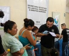 Feira Paraná Cidadão leva serviços gratuitos à população de Campo Magro na região metropolitana de Curitiba. O mutirão oferta  gratuitamente para a população em geral, serviços como a emissão de carteira de identidade, CPF e carteira de trabalho, além da intermediação para vagas de emprego. Também ações em áreas como cidadania, direitos humanos, segurança, educação, saúde, habitação, social, de cultura, esporte e lazer. - Campo Magro, 07/02/2019 -Foto: Geraldo Bubniak/ANPr