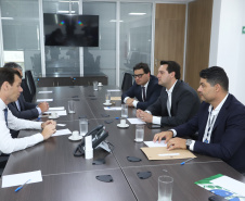 Governador Carlos Massa Ratinho Júnior durante reunião com o secretário nacional da Aviação Civil, Ronei Saggioro Glanzmann. No encontro, foi confirmado o investimento de R$ 35 milhões em infraestrutura do Aeroporto Municipal de Ponta Grossa.  O prefeito de Ponta Grossa, Marcelo Rangel, e o secretário de Estado da Infraestrutura e Logística, Sandro Alex, participaram da reunião. - Brasília, 12/02/2019  -  Foto: Rodrigo Félix Leal