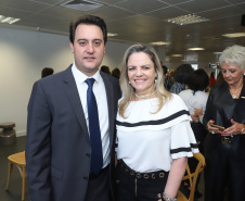 O governador Carlos Massa Ratinho Junior afirmou nesta sexta-feira (15) que o Governo do Estado vai incentivar negócios administrados por mulheres. Ele participou, em Curitiba, do encontro do grupo MEX Brasil – Espaço Mulheres Executivas e falou sobre o fortalecimento de linhas de crédito voltadas para o empreendedorismo feminino. Curitiba, 15/02/2019. Foto: Rodrigo Felix Leal/ANPr