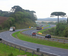 Estado discute concessões de infraestrutura com governo federal. Na área de infraestrutura, há algumas obras estruturantes que dependem de concessões, caso das rodovias do Anel de Integração, aeroportos e ferrovias.  -  Foto: Jaelson Lucas/ANPr