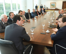 Governador Carlos Massa Ratinho Júnior recebe o presidente da Câmara dos Deputados, Rodrigo Maia. Curitiba, 15/02/2019. Foto: Rodrigo Felix Leal/ANPr