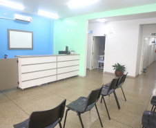 Uma cerimônia realizada nesta sexta-feira (15) em Capanema, no Sudoeste do Paraná, oficializou a entrega de uma Unidade de Saúde, uma UTI Móvel, equipamentos de fisioterapia e um ônibus de 40 lugares para a população local