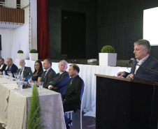 O governador em exercício Darci Piana, participou da assinatura do acordo de parceria e cooperação entre as cidades de Prudentópolis e Ternopil, Ucrânia. Participaram da cerimônia: prefeito de Prudentópolis, Adelmo Luiz Klosowski; Cônsul da Ucrânia no Paraná, Mariano Czaikowski; prefeito de Ternopil, Serhii Nadal; entre outros.Prudentópolis, 06-03-19.Foto: Arnaldo Alves / ANPr.