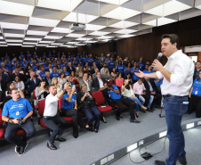 O governador Carlos Massa Ratinho Junior empossa a nova diretoria do Instituto de Tecnologia do Paraná (Tecpar). Tomam posse como diretor-presidente do Tecpar, Fabio Cammarota; diretora comercial, Danielle Portela; o diretor de Desenvolvimento Tecnológico e Inovação, Rafael Rodrigues; e diretor de Administração e Finanças, Arnaldo da Fonseca. Foto: José Fernando Ogura/ANPr