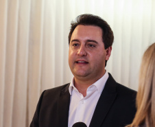 O governador Carlos Massa Ratinho Junior na apresentação das diretrizes da Celepar nesta sexta-feira (15) no Teatro Bom Jesus em Curitiba.   Curitiba, 15/03/2019 -  Foto: Geraldo Bubniak/ANPr