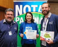 O Governo do Estado entrega os três principais prêmios do sorteio de fevereiro do programa Nota Paraná.  A solenidade de premiação acontece na Secretaria de Estado da Fazenda, em Curitiba nesta quinta-feira (21).   Curitiba, 21/03/2019 -  Foto: Geraldo Bubniak/ANPr
