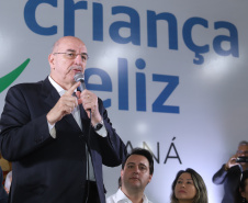 O governador Carlos Massa Ratinho Junior e o ministro da Cidadania, Osmar Terra, lançam o programa Criança Feliz . Curitiba, 18/04/2019 - Foto: Rodrigo Felix Leal/ANPr