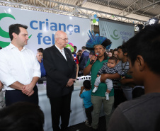 O governador Carlos Massa Ratinho Junior e o ministro da Cidadania, Osmar Terra, lançam o programa Criança Feliz . Curitiba, 18/04/2019 - Foto: Rodrigo Felix Leal/ANPr