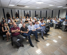 O planejamento futuro para a infraestrutura do Litoral do Estado e o crescimento dos Portos do Paraná foram discutidos nesta quinta-feira (18), durante visita do o vice-governador, Darci Piana, e secretário-chefe da Casa Civil, Guto Silva, ao Porto de Paranaguá. Foto: Claudio Neves /APPA