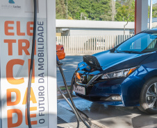 A maior eletrovia do Brasil, instalada no Paraná pela Copel em 2018, completou 330 recargas neste ano. São 730 quilômetros de extensão, ligando o Porto de Paranaguá às Cataratas do Iguaçu, em Foz do Iguaçu.  Curitiba, 22/04/2019  -  Foto: Valdecir Daniel Cavalheiro