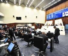 O Paraná poderá ser pioneiro no País com a criação do primeiro Fundo Estadual do Trabalho. A Secretaria de Estado da Justiça, Família e Trabalho articulou durante meses junto à Assembleia Legislativa o projeto de Lei nº 211/2019, que institui a criação do Fundo, aprovado nesta terça-feira (23) em primeira votação na sessão plenária da Assembleia.  -  Curitiba, 23/04/2019  -  Foto: Dálie Felberg/Alep