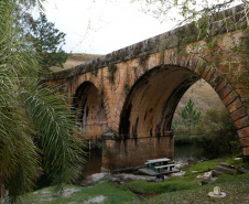 Palmeira - A ponte do Rio dos Papagaios  é considerada um monumento da engenharia nacional, cuja construção foi autorizada pessoalmente por D. Pedro II. Para ninguém botar defeito.Foto: Divulgação/Prefeitura de Palmeira