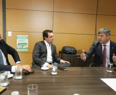 Governador Carlos Massa Ratinho Junior durante reunião com o ministro dos Transportes, Valter Casimiro Silveira  -  Brasília, 29/04/2019  -  Foto: Rodrigo Félix Leal/ANPr