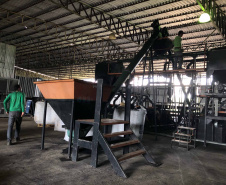 O Paraná atingiu em março a marca de 47,72% dos presos fazendo algum tipo de atividade educacional, segundo o Departamento Penitenciário (Depen-PR). O índice é consideravelmente superior a fevereiro, quando o Estado fechou com 36,3% e alcançou o segundo lugar entre as unidades da federação, perdendo apenas para o Piauí (40%). Foto:José Fernando Ogura/ANPr