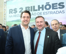 O governador Carlos Massa Ratinho Junior lançou, nesta terça-feira (07), o Programa de Revitalização das Estradas, que vai beneficiar todas as regiões do Paraná. Foto: Rodrigo Felix Leal/ANPr