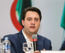 O governador Carlos Massa Ratinho Junior participa de reunião com associados do Sinduscon-PR.   Curitiba, 07/05/2019 -  Foto: Geraldo Bubniak/ANPr