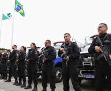 O governador Carlos Massa Ratinho Junior entregou nesta quarta-feira armas, rádios comunicadores e veículos de escolta ao Departamento Penitenciário do Paraná (Depen). O objetivo é equipar e modernizar o sistema prisional do Estado. Curitiba, 08/05/2019. Foto: José Fernando Ogura/ANPr