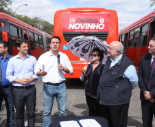O governador Carlos Massa Ratinho Junior repassa recursos para subsidiar o transporte coletivo de Curitiba. Foto: Rodrigo Felix Leal/ANPr