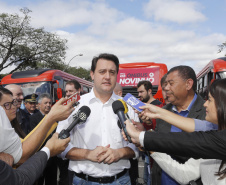 O governador Carlos Massa Ratinho Junior destina recursos para subsidiar o transporte coletivo de Curitiba. Participaram da solenidade: prefeito de Curitiba, Rafael Greca de Macedo; secretário de Desenvolvimento Urbano, João Carlos Ortega; presidente da Comec, Gilson dos Santos; entre outros.Curitiba, 09-05-19.Foto: Arnaldo Alves / ANPr.