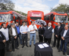 O governador Carlos Massa Ratinho Junior destina recursos para subsidiar o transporte coletivo de Curitiba. Participaram da solenidade: prefeito de Curitiba, Rafael Greca de Macedo; secretário de Desenvolvimento Urbano, João Carlos Ortega; presidente da Comec, Gilson dos Santos; entre outros.Curitiba, 09-05-19.Foto: Arnaldo Alves / ANPr.