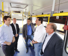 O governador Carlos Massa Ratinho Junior destina recursos para subsidiar o transporte coletivo de Curitiba. Participaram da solenidade: prefeito de Curitiba, Rafael Greca de Macedo; secretário de Desenvolvimento Urbano, João Carlos Ortega; presidente da Comec, Gilson dos Santos; entre outros.Curitiba, 09-05-19.Foto: Arnaldo Alves / ANPr.