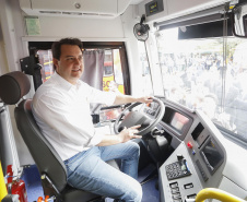 O governador Carlos Massa Ratinho Junior destina recursos para subsidiar o transporte coletivo de Curitiba. Participaram da solenidade: prefeito de Curitiba, Rafael Greca de Macedo; secretário de Desenvolvimento Urbano, João Carlos Ortega; presidente da Comec, Gilson dos Santos; entre outros.Curitiba, 09-05-19.Foto: Arnaldo Alves / ANPr.