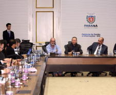 Representantes do Governo do Estado, de sindicatos de servidores e parlamentares participaram nesta quinta-feira (09) da segunda reunião da comissão permanente criada para debater as demandas do funcionalismo estadual